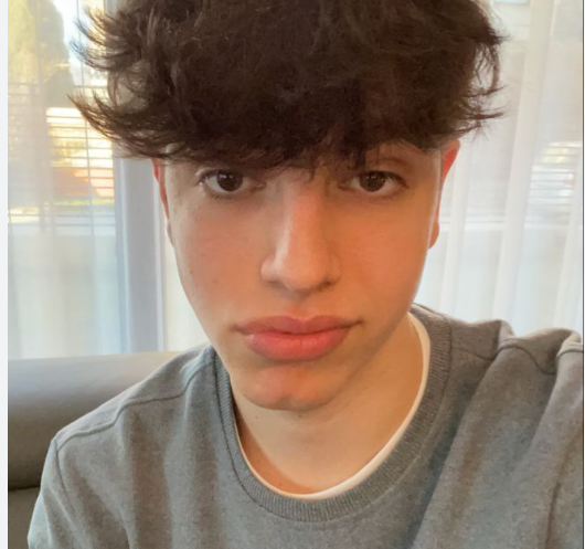 Lukas B.